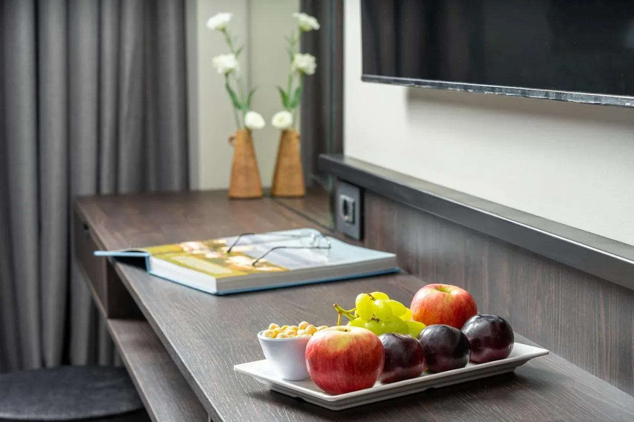 Mercure Conacul Cozieni Pasarea ホテル