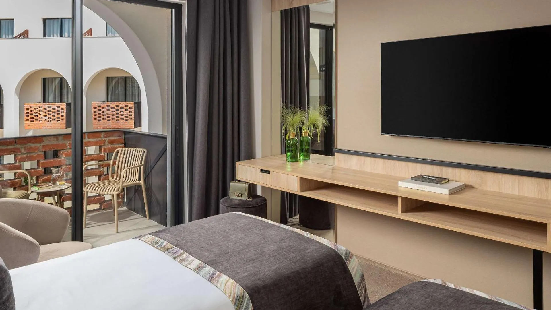 Mercure Conacul Cozieni Pasarea ホテル