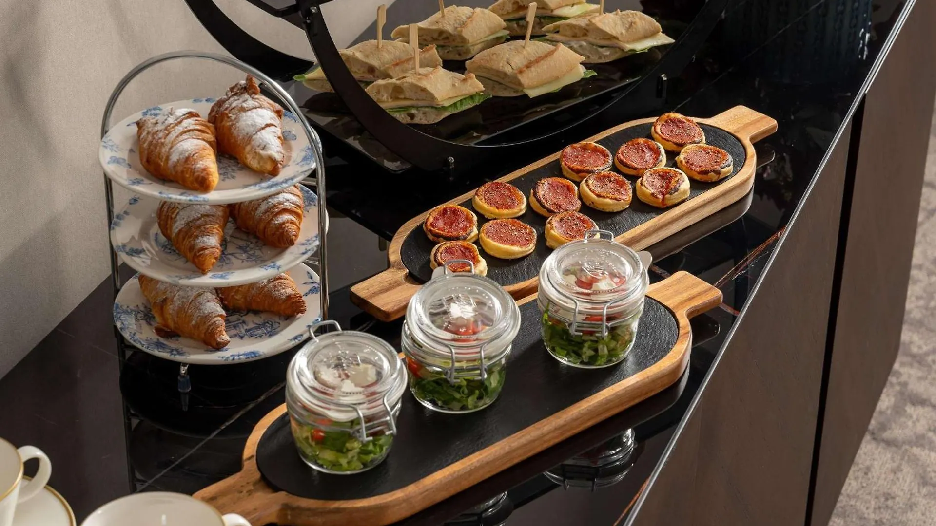 Mercure Conacul Cozieni Bucharest 4*,  Romania